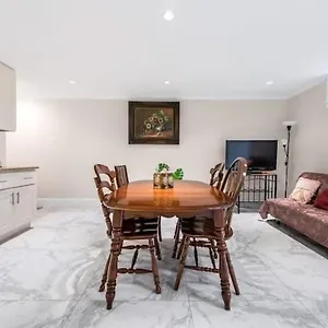 Apartment 温哥华中心舒适宁静的独立2房1卫休闲体验 2235, Vancouver